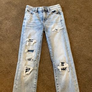 American eagle ripped skinny jeans!